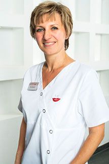 monika-kolbeck_weiss